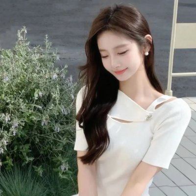 春川邻居 海报